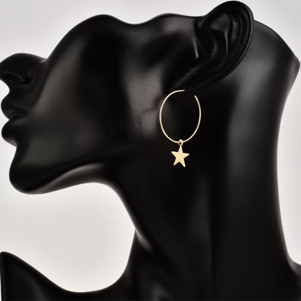 💫 “Make a Wish” Star Hoop Cute Simple Earrings - Picture 4 of 6